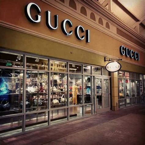 where is gucci outlet